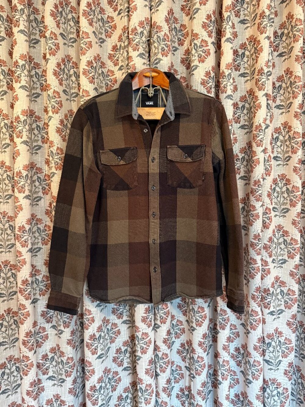 Men's Vans Heavy Button Down Shirt Medium